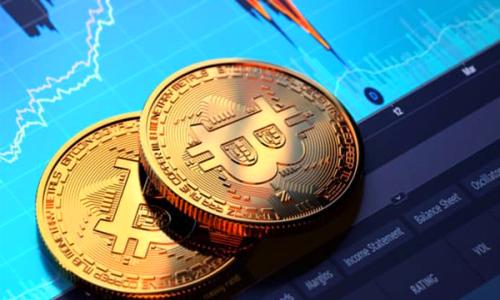 在加密货币的世界中，存在着数以千计的数字货币。根据CoinMarketCap和其他加密货币追踪网站的数据显示，目前市场上有超过8000种不同的加密货币。最著名且市值最高的包括比特币（Bitcoin）、以太坊（Ethereum）、瑞波币（Ripple）等。这些加密货币的数量每日都在不断变化，因为新的项目和代币不断被创建，同时也有一些项目可能会消亡。

由于加密货币的多样性，各种币种都有其特定的用途、技术背景和社区支持。在这里，我们对加密货币的几个方面进行了详细的介绍，以帮助理解这个复杂的领域。

1. 什么是加密货币？
加密货币是一种使用密码学技术来确保交易安全、防止伪造和控制新单位产生的数字货币。这种货币通常是去中心化的，不受任何政府或金融机构的控制。它们运行在区块链技术之上，确保交易透明且不可篡改。

比特币（Bitcoin）是第一个也是最著名的加密货币，由中本聪在2009年创建。比特币的出现标志着数字货币时代的开始，随后许多加密货币相继问世，其中以太坊等一些项目引入了智能合约的概念，使得区块链的应用更加丰富。

2. 加密货币种类及其用途
加密货币种类繁多，主要可以分为以下几类：

strong1. 主流加密货币：/strong包括比特币和以太坊等，这些币种通常在市场上占据较大的市值，适合长期投资和交易。

strong2. 稳定币：/strong如USDT（泰达币）等，这些币种的价值与某种法定货币挂钩，旨在减少价格波动，使得交易更为稳定。

strong3. 山寨币：/strong这些是指比特币以外的所有加密货币，例如莱特币、狗狗币等，它们通常是为了填补特定的市场需求或实现某个功能而创造的。

strong4. 代币：/strong代币是建立在区块链平台上的资产，如以太坊上的ERC-20代币通常用于支持特定的应用程序或平台。

3. 加密货币的投资风险与回报
投资加密货币的风险与回报都是极高的。加密货币市场非常不稳定，价格波动剧烈，可能在短时间内导致巨大的利润或损失。

因此，投资者需要对市场进行深入研究，了解每种加密货币的基本面和技术面，以及它们在未来可能的发展方向。同时，投资者也应该具备风险管理的能力，合理控制自己的投资组合，以应对市场的剧烈波动。

4. 加密货币的未来发展趋势
尽管加密货币市场面临许多挑战，包括监管压力、市场不确定性等，但其发展潜力依然巨大。随着区块链技术的不断成熟和更多企业的应用，越来越多的人开始接受并使用加密货币。

未来，加密货币可能会在金融科技、供应链管理、医疗等各个领域得到更广泛的应用。智能合约、去中心化金融（DeFi）和非同质化代币（NFT）等新兴技术，也将推动行业的发展与创新。

可能相关的问题
问题1：加密货币如何安全存储？
存储加密货币的安全性是每位投资者都应当关注的重要问题。最常见的存储方式有以下几种：

strong1. 热钱包：/strong 热钱包通过互联网进行管理，适合频繁交易，但相对来说安全性较低，容易受到黑客攻击。

strong2. 冷钱包：/strong 冷钱包则是离线存储加密货币，安全性更高，适合长期持有。常见的冷钱包有硬件钱包和纸钱包。

选择钱包时，投资者应考虑钱包的安全性、使用便利性及访问便捷性。同时，要备份私钥，防止因遗失而导致资产损失。

问题2：如何选择合适的加密货币投资项目？
选择合适的投资项目涉及多个因素，包括项目白皮书、开发团队、市场需求和社区支持等。投资者应进行充分的尽职调查，注意以下方面：

strong1. 项目背景：/strong研究项目的白皮书，了解其目标、技术架构及市场定位，并关注其是否解决现实问题。

strong2. 团队资历：/strong判断项目团队的专业背景、经验及其在加密领域的声誉，这些都能影响项目的执行能力。

strong3. 市场需求：/strong关注项目是否有切实的市场需求和发展空间，评估其潜在价值和竞争优势。

strong4. 社区支持：/strong积极的社区支持可以为项目提供强有力的推动力，因此需要关注社区的互动和反馈。

问题3：如何避免加密货币投资骗局？
加密货币领域存在很多骗局，如虚假项目、庞氏骗局等，投资者需提高警惕，注意以下几点：

strong1. 请勿轻信高回报承诺：/strong如果某个项目声称可以实现极高的投资回报，通常需要小心，可能是骗局。

strong2. 全面调查项目：/strong投资前进行全面的尽职调查，确保项目有真实的白皮书和开发团队，不要轻易投入资金。

strong3. 注意社交媒体的伪装：/strong一些骗局会利用社交媒体伪装成知名项目的官方账户，投资者需仔细验证信息来源。

strong4. 使用信誉良好的交易平台：/strong选择经过验证和拥有良好口碑的交易所进行交易，避免通过不知名的平台进行交易。

问题4：加密货币的税务责任如何处理？
加密货币交易的税务责任在不同国家的规定各不相同，投资者需了解所在国家或地区的相关法规。一般而言，税务处理主要包括：

strong1. 资本利得税：/strong大多数国家将加密货币视为资产，卖出加密货币时可能需要缴纳资本利得税，税收基于投资的盈利部分。

strong2. 报税记录：/strong投资者应保持完整的交易记录，包括交易日期、金额、价格和相关费用，以便准确计算应缴税款。

strong3. 合规性：/strong许多国家要求投资者在报税时申报加密货币的持有情况，务必了解并遵循相关法律法规。

总结来说，加密货币市场不断发展，投资者在参与时需要全面了解其相关风险与机会，合理规划投资策略，确保资产的安全与增值。